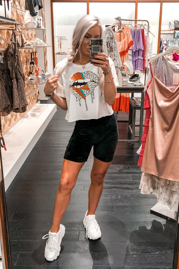Leopard Dripping Lips Cropped Graphic Tee